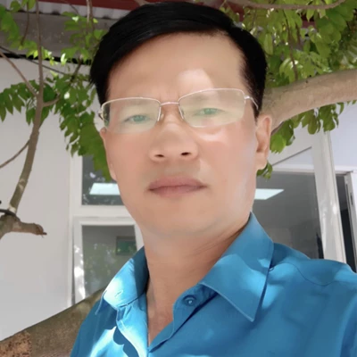 Trần Hoàng Tuệ