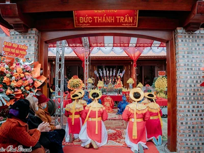 Đền thờ Đức Thánh Trần tại Ninh Tiếp, xã Nghĩa Lộ, H.Cát Hải, TP.Hải Phòng - Nơi hội tụ lịch sử và tín ngưỡng vùng đầu sóng